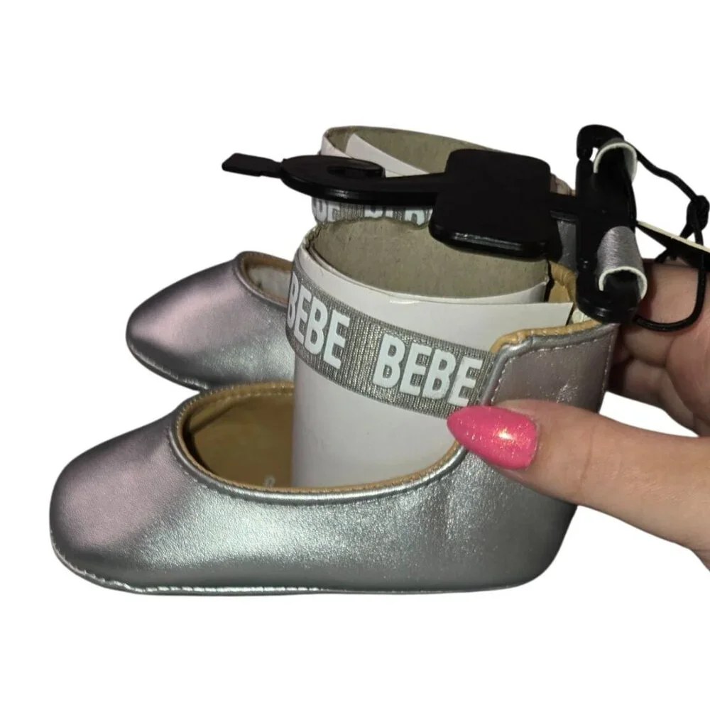 New Bebe Baby Girl Silver Shoes Size 4 (9-12 M)